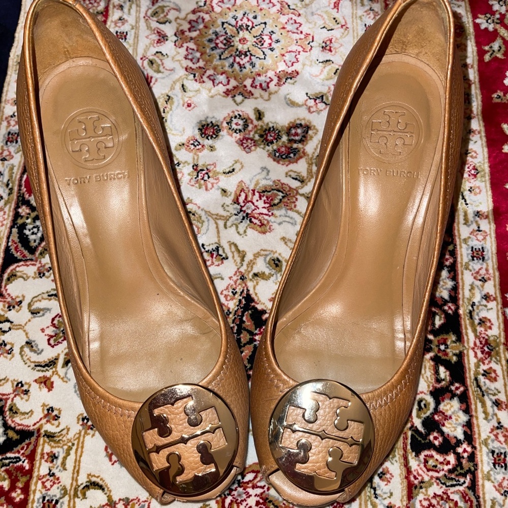 Tory Burch Sally 2 Wedge Peep Toe Pump Tumbled